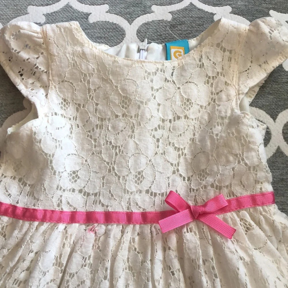 🍭3/$20🍭Vintage White lace dress - Picture 2 of 5